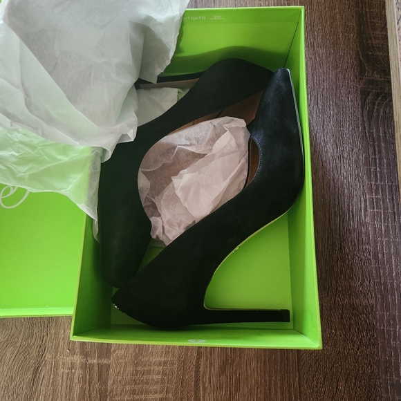Sam Edelman Beth Black Suede Women's Pumps Size 8.5 New In Box - Picture 2 of 8